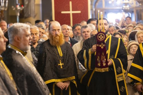 Sărbătorirea Sfântului Calinic la Mănăstirea Cernica Poza 291515