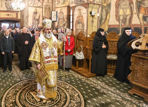 Duminica Mironosițelor la Mănăstirea Rogozu
