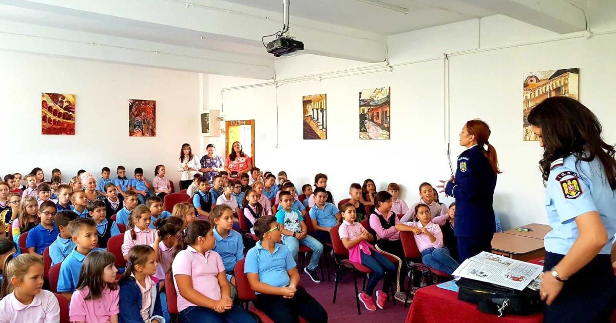 Activitate educativă la Liceul Ortodox Episcop Roman Ciorogariu din