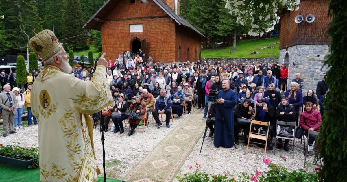 Praznicul Sfinților Petru și Pavel în eparhii din Muntenia și Dobrogea