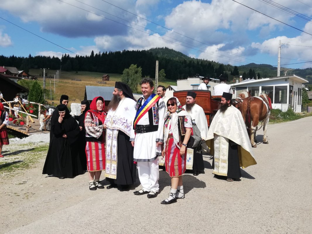 O Copie A Icoanei Maicii Domnului Esfagmeni Njunghiata A Fost Adus