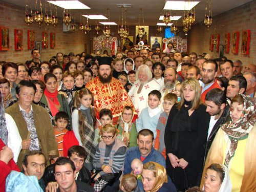 Românii din Coslada, ambasadorii Ortodoxiei româneşti pe pământ spaniol Poza 94908