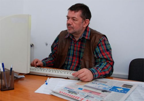 Directorul editorial al Ziarului Lumina, Florin Zamfirescu a trecut la Domnul Poza 96660