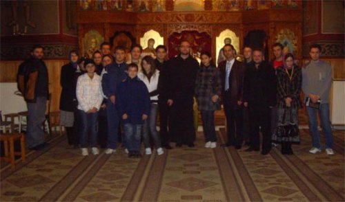Proiecte educativ-religioase pentru tinerii parohiei Găvana III din Piteşti Poza 96971