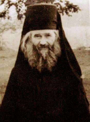 Părintele Damian, arhondarul de la Cernica Poza 98258
