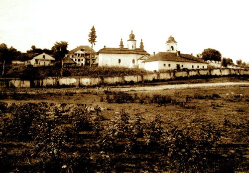 Mănăstirea Coşula - Botoşani la 1900 Poza 100933