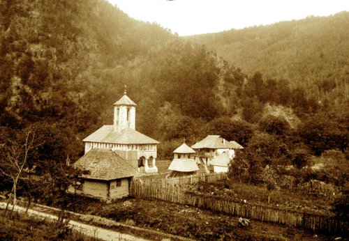 Schitul Lainici din ţinutul Gorjului la 1900 Poza 101438