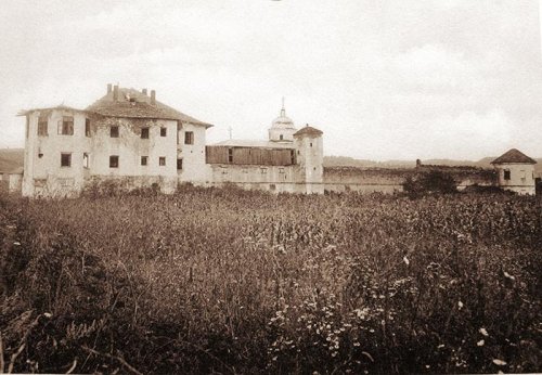Mănăstirea Mera din ţinutul Vrancei la 1900 Poza 106375