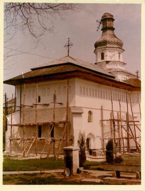 Despre trecutul Mănăstirii Bogdana din ţinutul Bacăului Poza 93897
