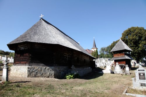 Perla bisericilor de lemn din judeţul Sibiu Poza 90995