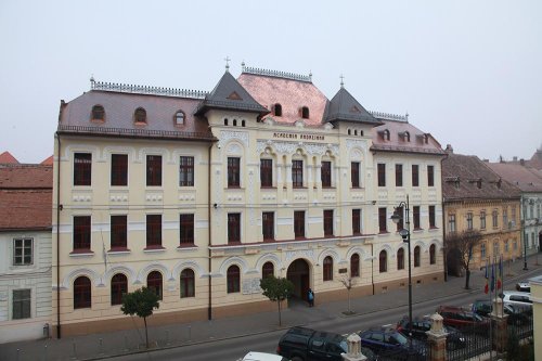 Simpozion la Sibiu, dedicat Sfântului Antonie cel Mare Poza 74482
