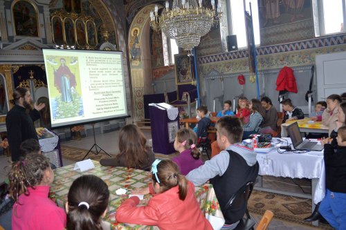 Proiectul „Alege Şcoala“ prezentat în Episcopia Devei şi Hunedoarei Poza 71572