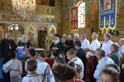 Slujiri arhierești și vizite pastorale în Mitropolia Banatului Poza 71263