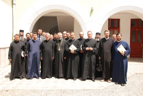 Eveniment aniversar la Facultatea de Teologie Ortodoxă din Sibiu Poza 71034