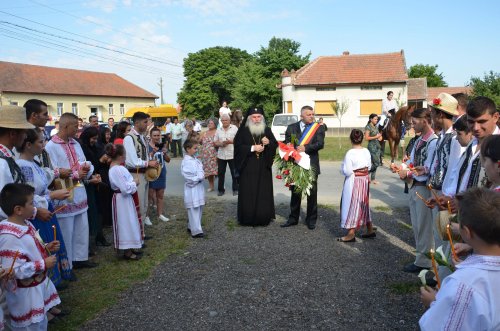 Vizite pastorale în parohiile Belinț și Mândruloc Poza 70814