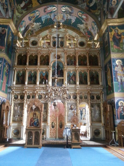 Moment istoric la Biserica „Sfântul Gheorghe“ din Huşi Poza 70211