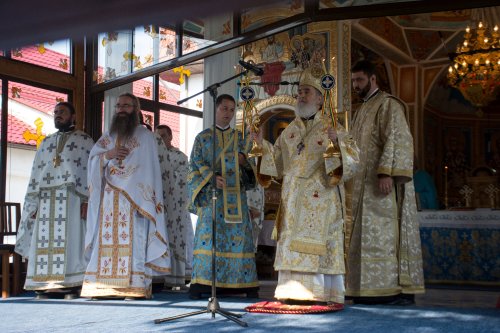 Mănăstirea Arad-Gai şi-a sărbătorit ocrotitorul Poza 69865