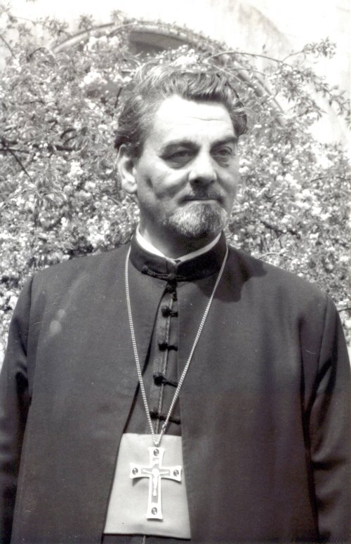 Slujba înmormântării pentru părintele Ioan Boian, la Sighişoara Poza 69728
