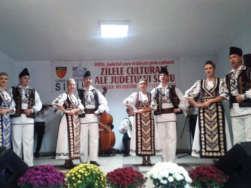 „Zilele Culturale ale Judeţului Sibiu”, în Ţara Secaşelor Poza 69327