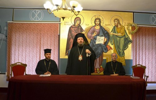 Preoţii din Protopopiatul Oradea, reuniţi în conferinţă Poza 68923