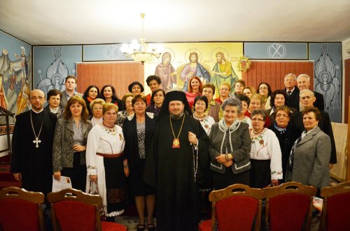 Cinci ani de activitate a asociaţiei femeilor ortodoxe bihorene Poza 68353