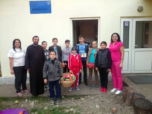 Acțiuni filantropice desfășurate de Centrul de tineret Bozovici Poza 68091