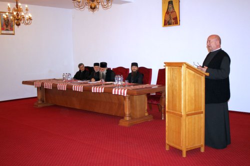 Conferință pastoral-misionară de toamnă în Râmnicu Vâlcea Poza 67920