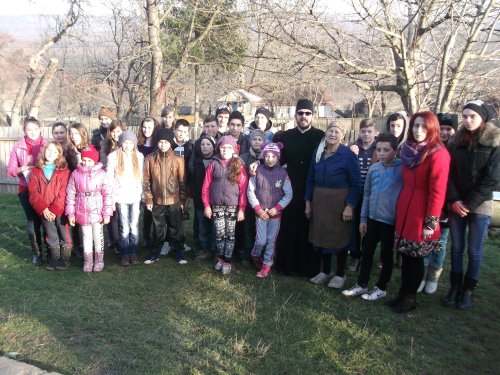 Activitate social-filantropică în Parohia „Sfântul Dimitrie“ din satul Oroftiana Poza 67720