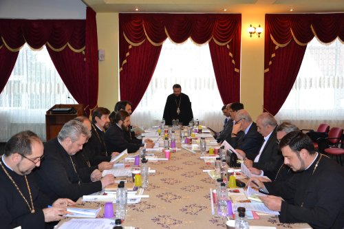 Consiliul eparhial, întrunit la Caransebeș Poza 67571