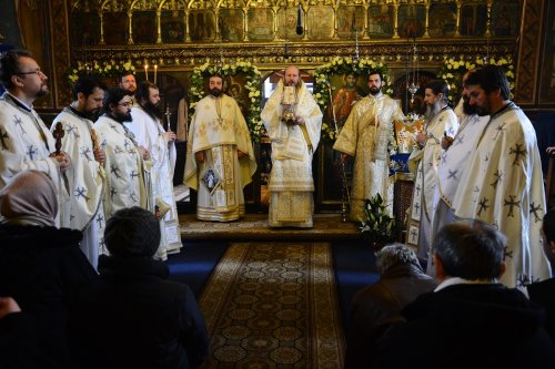 Sărbătorirea Sfinţilor Atanasie şi Chiril, la Mănăstirea Copou Poza 66422