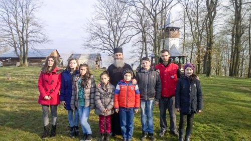 Tineri din Bocșa în pelerinaj Poza 63411