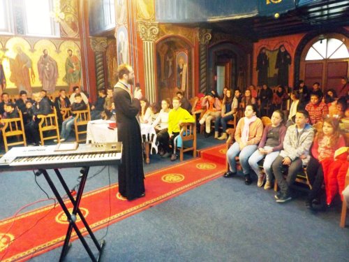 Conferinţe şi seri duhovniceşti în Arhiepiscopia Vadului, Feleacului şi Clujului Poza 62644