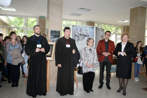 Elevii olimpici la religie, oaspeți ai Universității de Vest din Timișoara Poza 61476