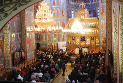 PS Daniil al Episcopiei Române Dacia Felix a conferenţiat la Sibiu Poza 61382