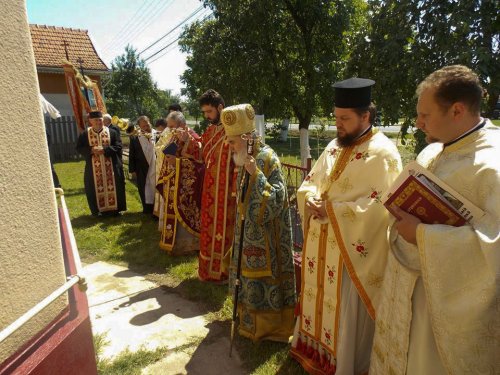 Sfinții Împărați Constantin și Elena sărbătoriți în Banat Poza 59695