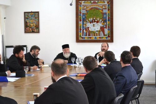 Seminarii de formare continuă în Arhiepiscopia Sibiului Poza 59497