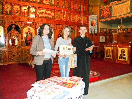 Festivitate de premiere a elevilor participanți la olimpiada de religie ortodoxă, în Parohia Bocsig Poza 59388