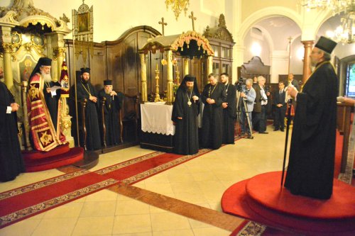 Patriarhul Ierusalimului a vizitat Budapesta Poza 59406