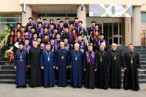Curs festiv la Facultatea de Teologie Ortodoxă din Oradea Poza 57918