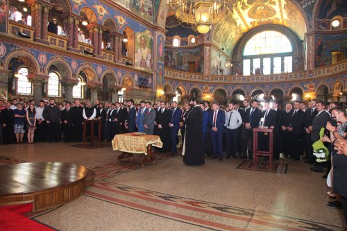 Licenţiaţii Facultăţii de Teologie de la Sibiu au depus jurământul Poza 57751