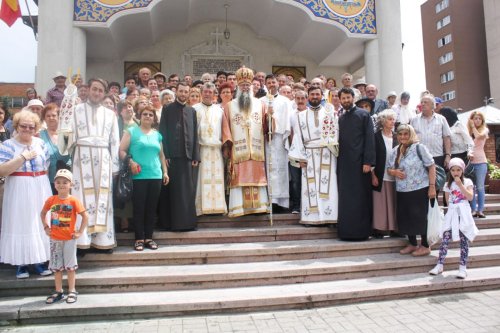 Bucurii duhovniceşti pentru credincioşii olteni Poza 57399