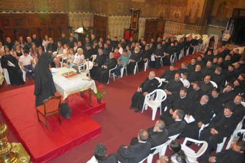 Conferinţă preoțească la Dunărea de Jos Poza 57099