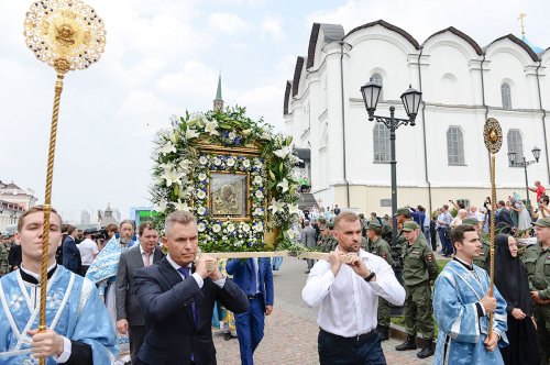 Autorităţile ruseşti vor reface catedrala din Kazan Poza 56028