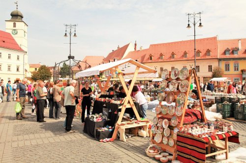 Piața Mare a Sibiului va găzdui un nou Târg al Olarilor Poza 53891