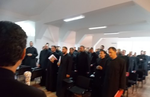 Cursuri clericale la Mănăstirea Tismana Poza 53517