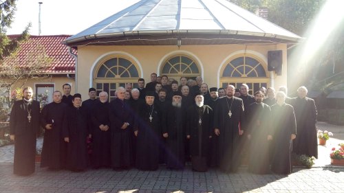 Conferința de toamnă a preoților din Protopopiatul Lipova Poza 51317