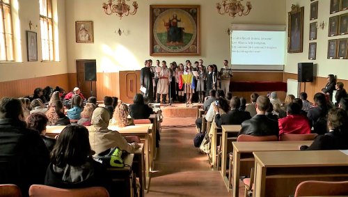 Întâlnirea tinerilor creștin ortodocși din Arhiepiscopia Sibiului Poza 50570