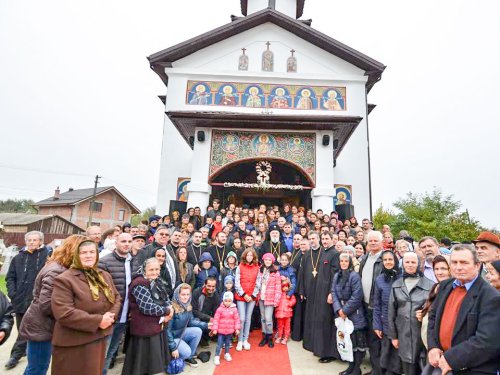 Biserici sfințite în Dâmbovița, Buzău și Brăila Poza 50485