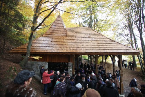 Târnosiri și binecuvântări ale lăcașurilor de cult transilvane Poza 50456
