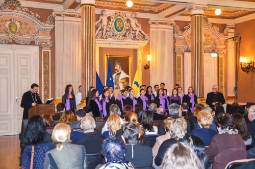 Concert aniversar al corurilor Facultăţii de Teologie Ortodoxă „Ilarion V. Felea” din Arad Poza 49990